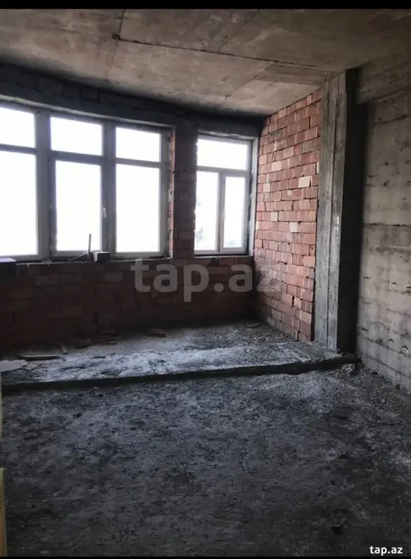Satılır 3 otaqlı yeni tikili 159 m²