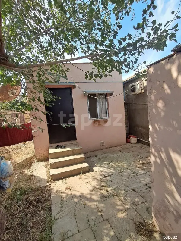 Satılır 1 otaqlı həyət evi 25 m²