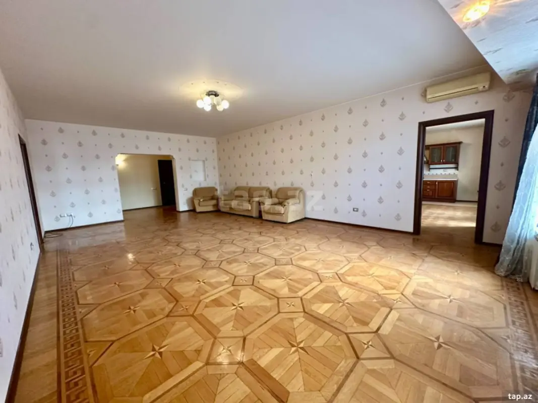 Satılır 2 otaqlı yeni tikili 153 m²