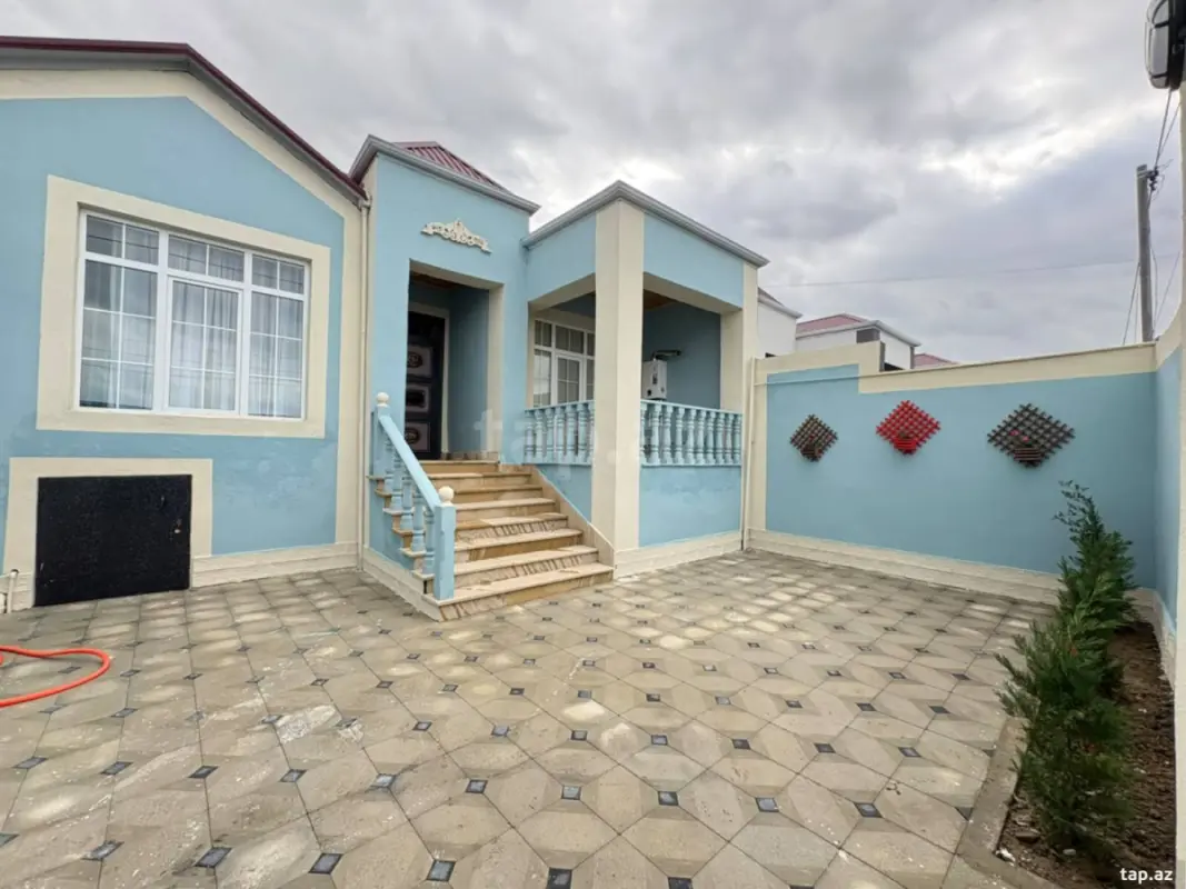 Satılır 3 otaqlı həyət evi 95 m²