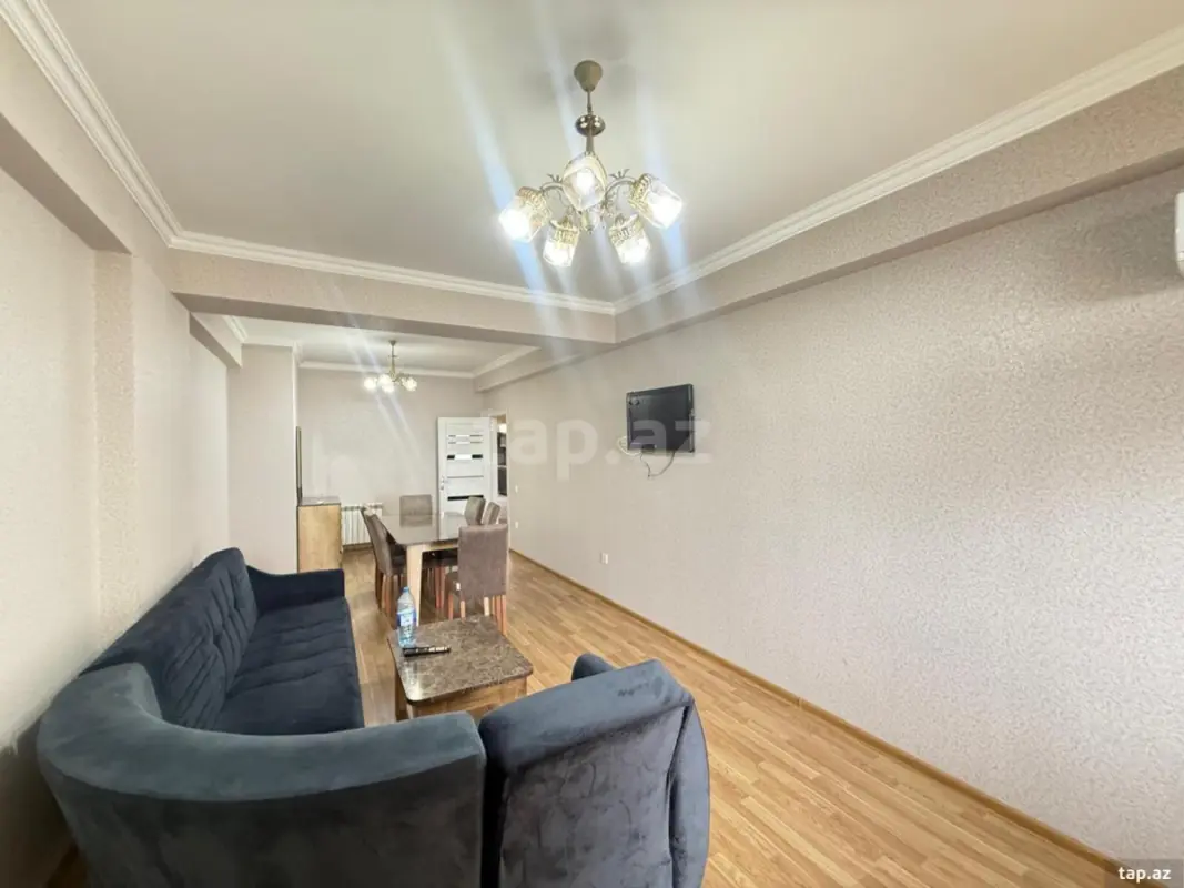 Kirayə verilir 3 otaqlı yeni tikili 120 m²
