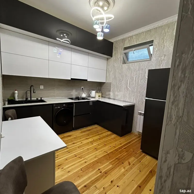 Satılır 4 otaqlı həyət evi 125 m²