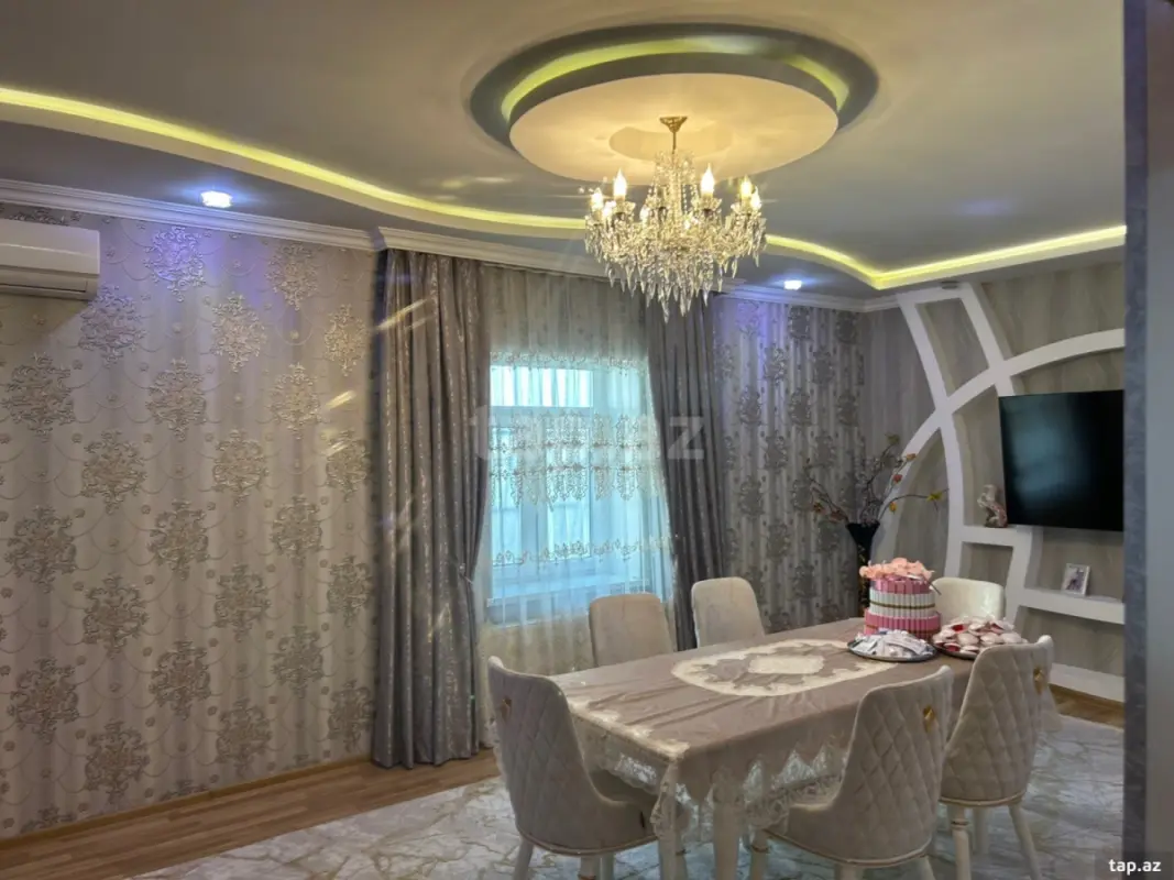 Satılır 4 otaqlı həyət evi 200 m²