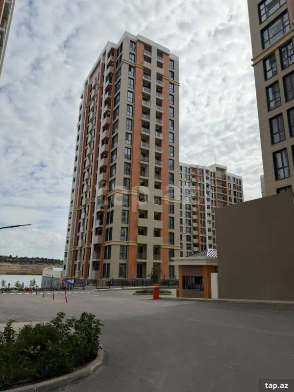 Kirayə verilir 2 otaqlı yeni tikili 80 m²