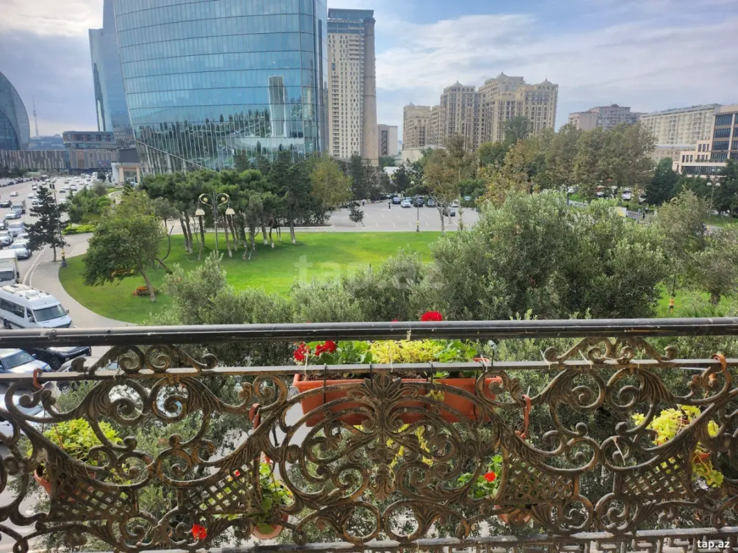 Kirayə verilir 3 otaqlı mənzil 80 m²