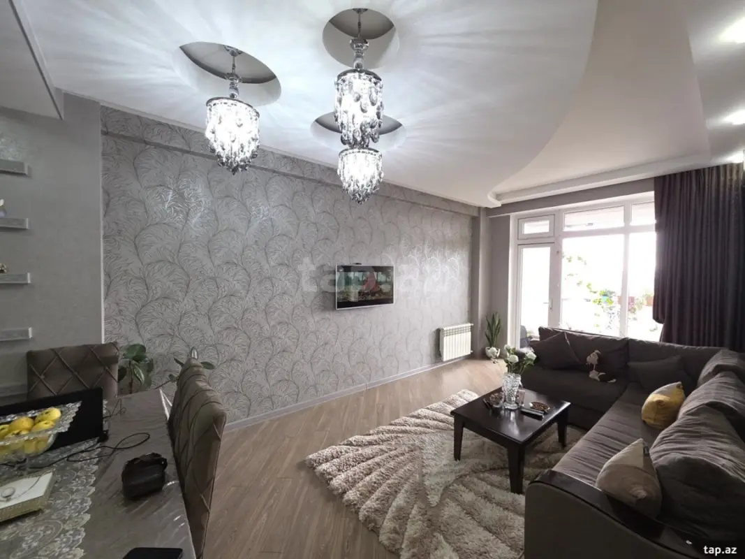 Satılır 3 otaqlı yeni tikili 80 m²