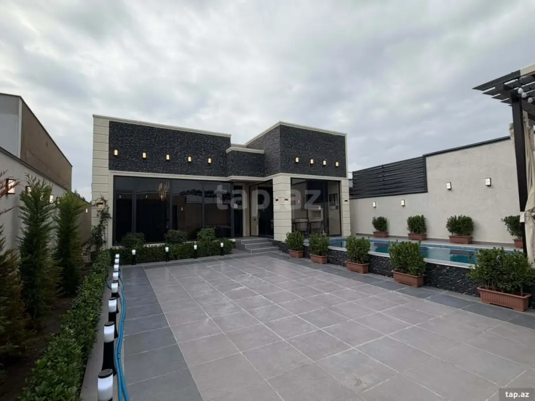 Satılır 4 otaqlı həyət evi 160 m²