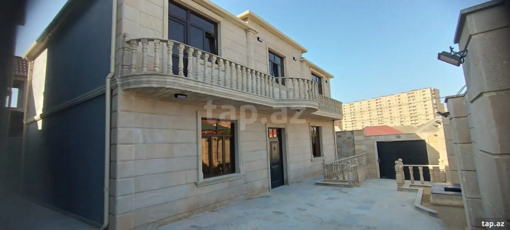 Satılır 6 otaqlı həyət evi 245 m²