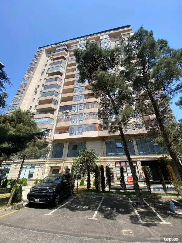 Satılır 4 otaqlı yeni tikili 158 m²