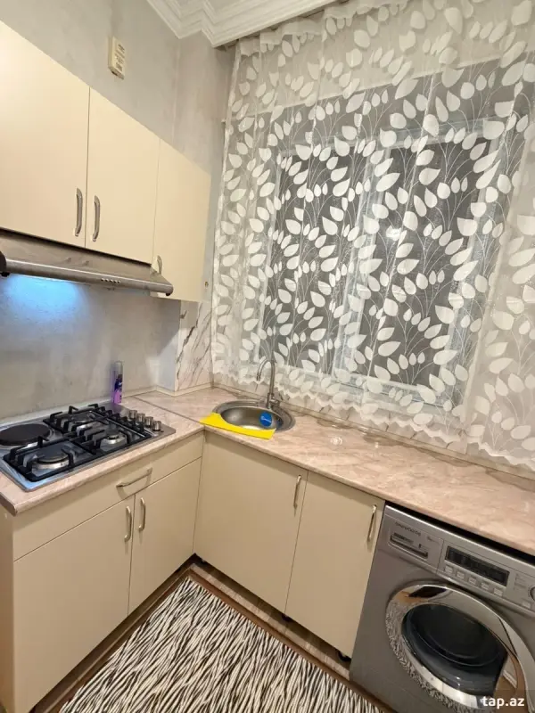 Satılır 1 otaqlı yeni tikili 30 m²