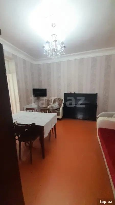 Kirayə verilir 2 otaqlı mənzil 50 m²
