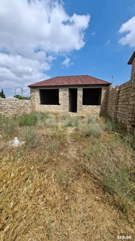 Satılır 2 otaqlı həyət evi 230 m²
