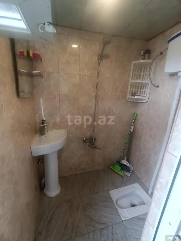 Kirayə verilir 1 otaqlı həyət evi 35 m²