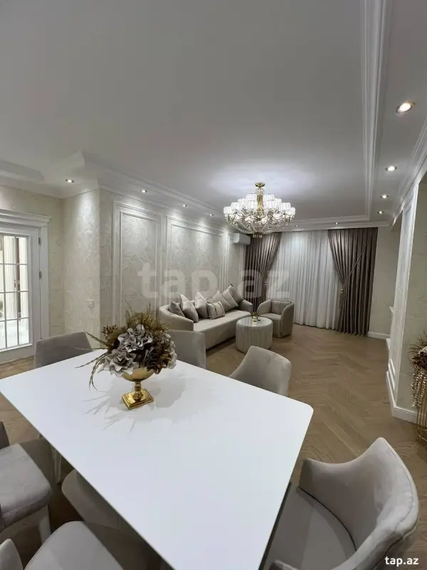 Kirayə verilir 3 otaqlı yeni tikili 148 m²