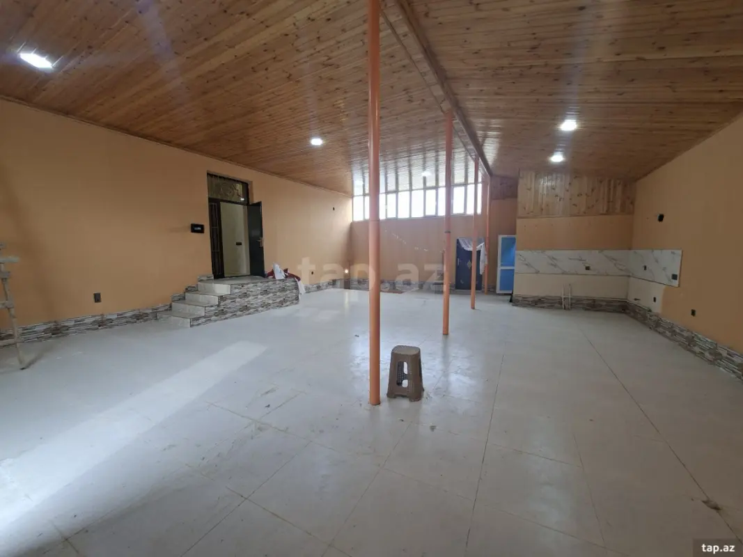 Satılır 5 otaqlı həyət evi 150 m²