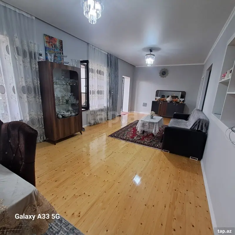 Satılır 5 otaqlı həyət evi 120 m²
