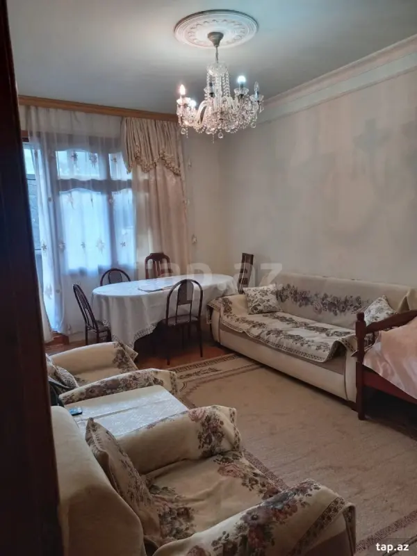 Kirayə verilir 2 otaqlı mənzil 50 m²