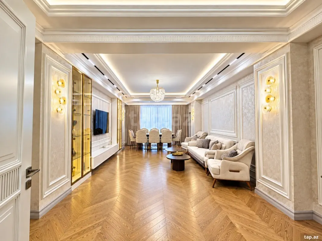 Satılır 4 otaqlı yeni tikili 233 m²