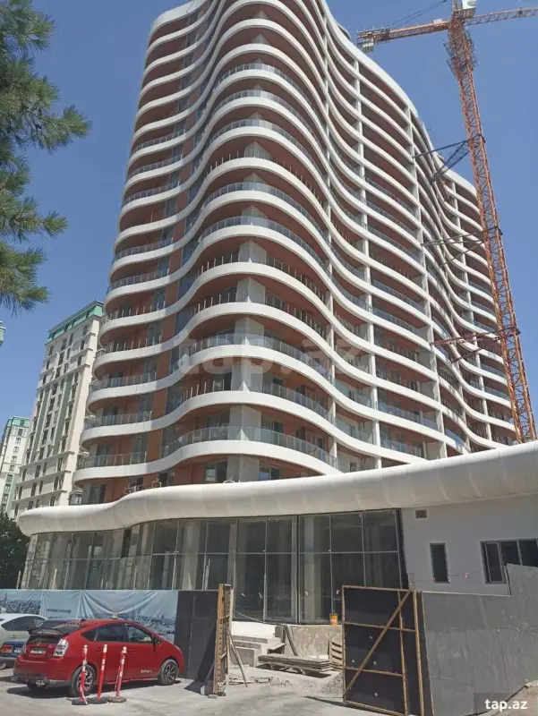 Satılır 5 otaqlı yeni tikili 272 m²