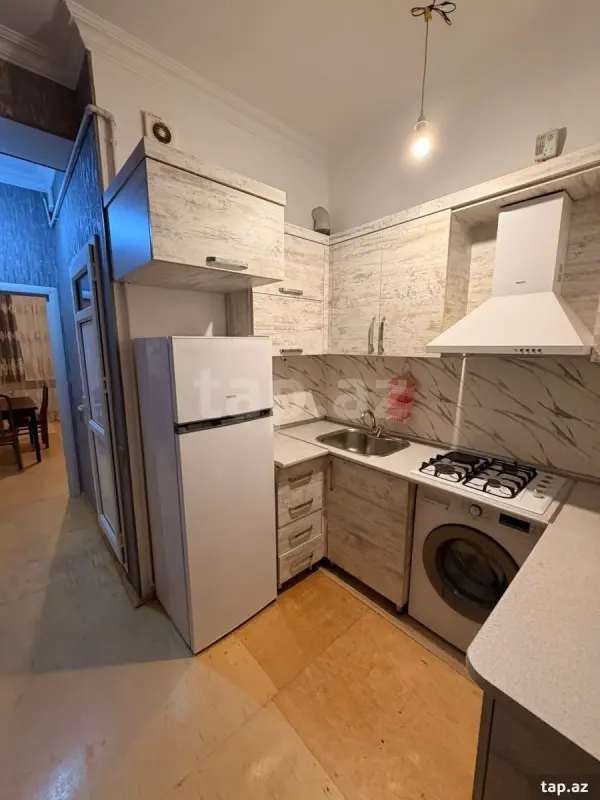 Kirayə verilir 3 otaqlı yeni tikili 68 m²