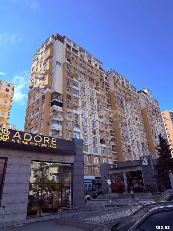 Satılır 3 otaqlı yeni tikili 68 m²
