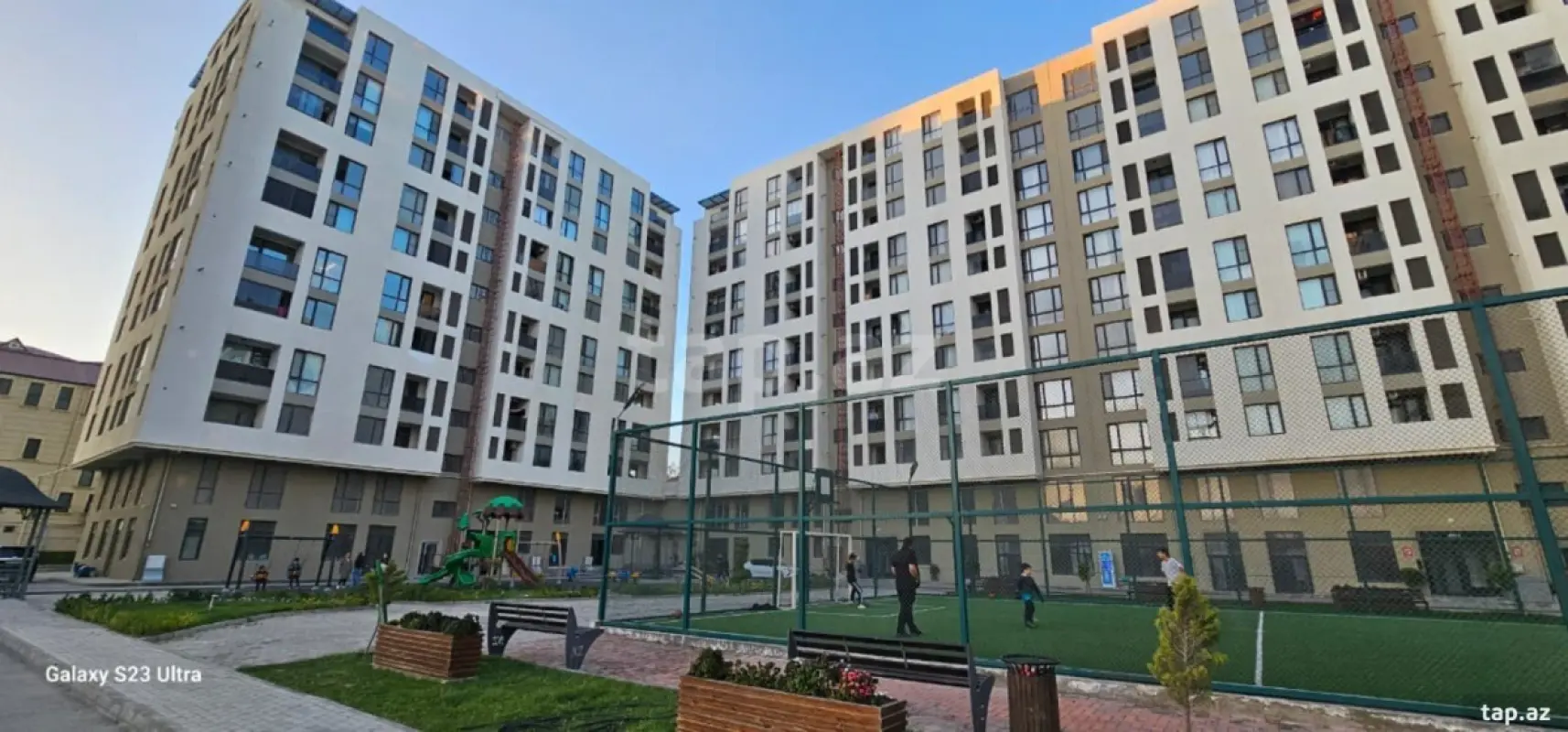 Satılır 4 otaqlı yeni tikili 150 m²
