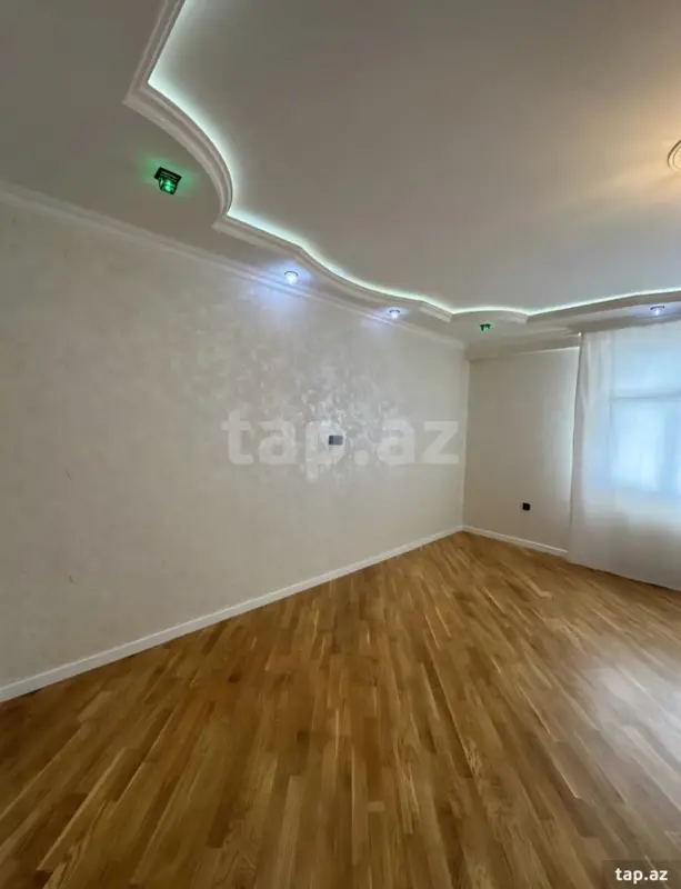 Kirayə verilir 3 otaqlı yeni tikili 90 m²