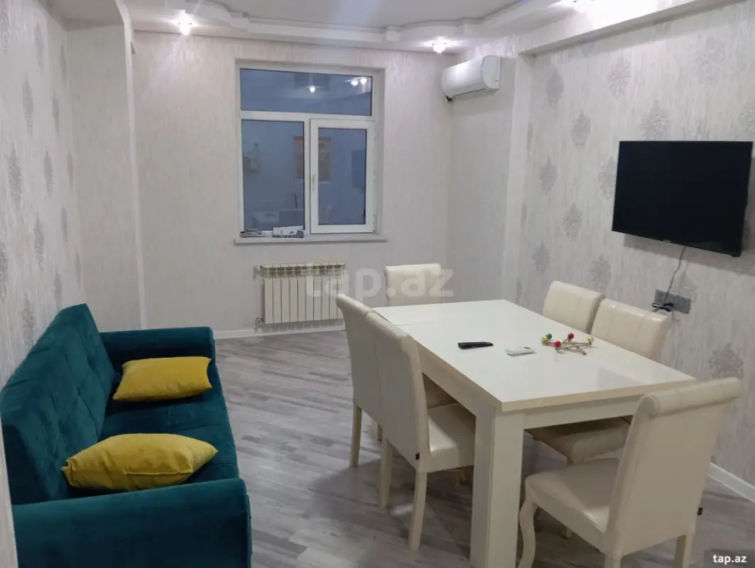 Satılır 3 otaqlı yeni tikili 74 m²