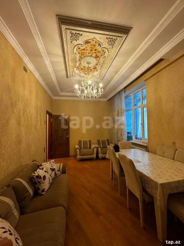 Satılır 2 otaqlı yeni tikili 85 m²