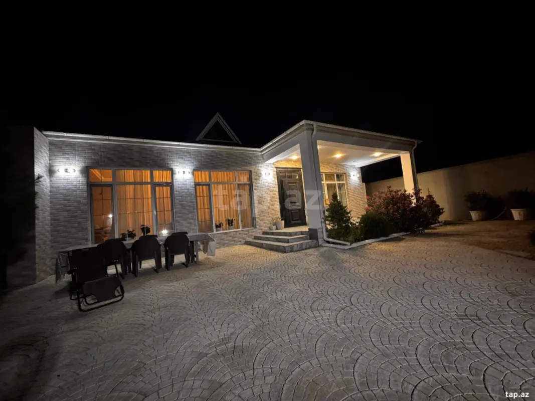 Kirayə verilir 4 otaqlı həyət evi 151 m²