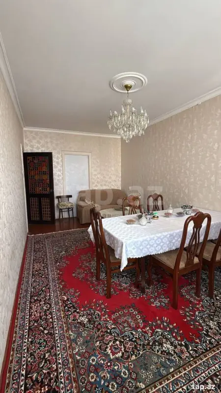 Satılır 4 otaqlı mənzil 100 m²