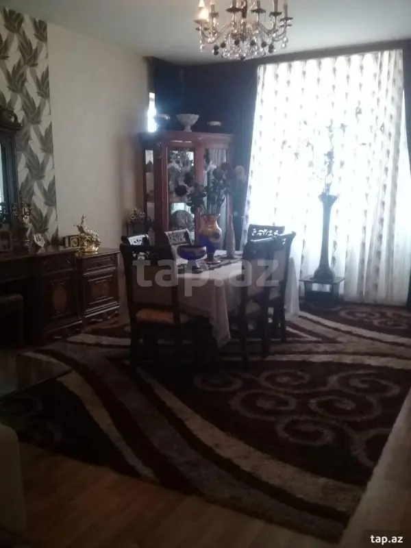 Kirayə verilir 3 otaqlı yeni tikili 125 m²
