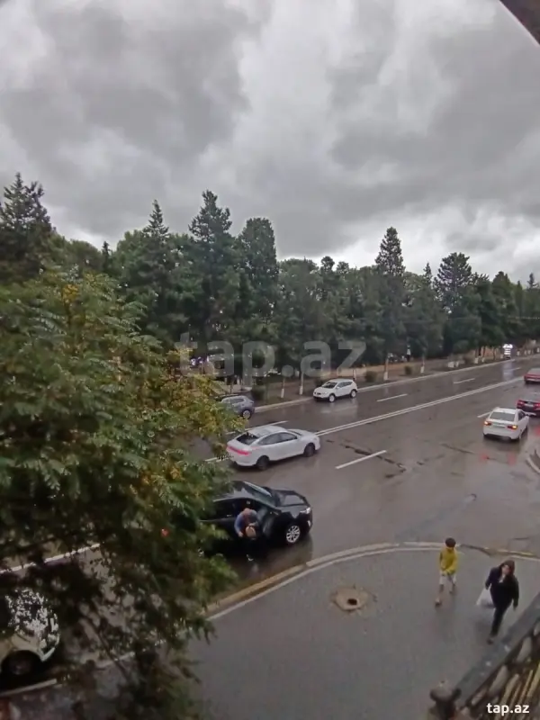 Satılır 3 otaqlı mənzil 74 m²