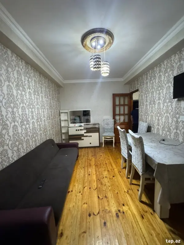 Kirayə verilir 2 otaqlı mənzil 40 m²
