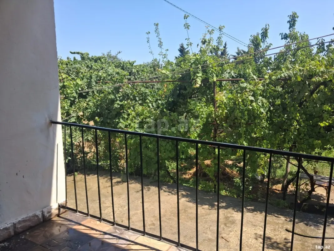 Satılır 4 otaqlı həyət evi 110 m²