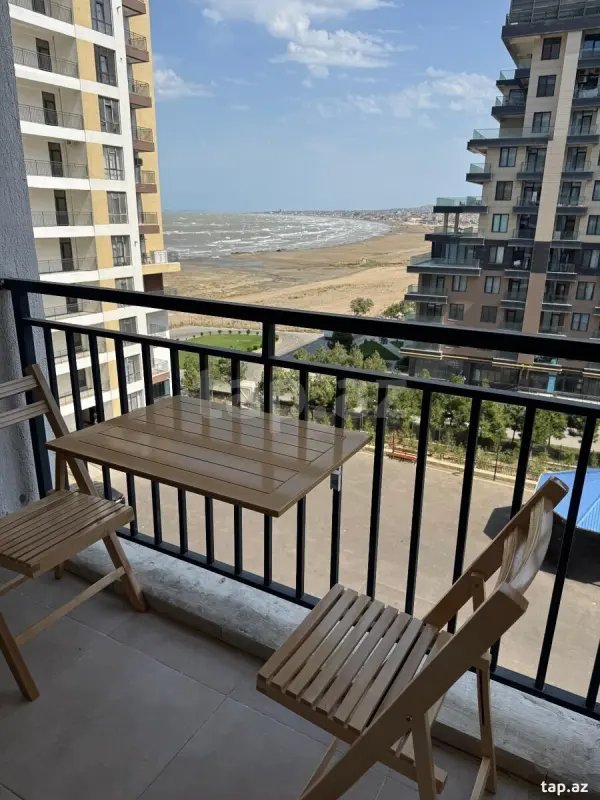 Kirayə verilir 2 otaqlı yeni tikili 74 m²