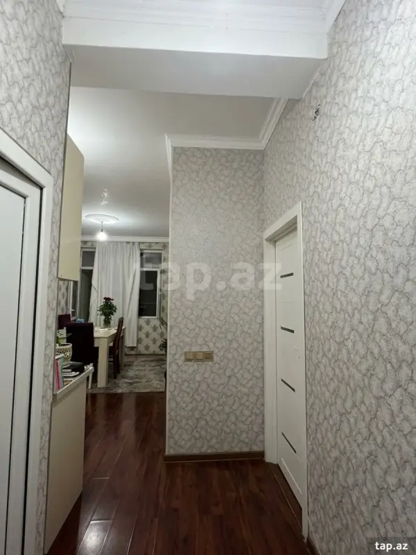 Kirayə verilir 4 otaqlı yeni tikili 95 m²