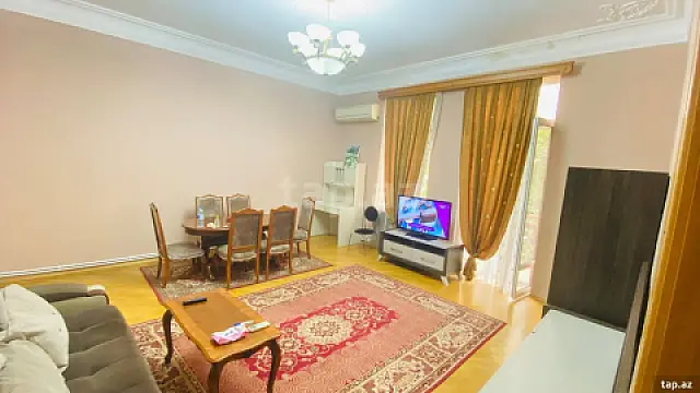 Kirayə verilir 3 otaqlı mənzil 80 m² — Bakı, Sahil qəs. 3 otaq 80.00 m²