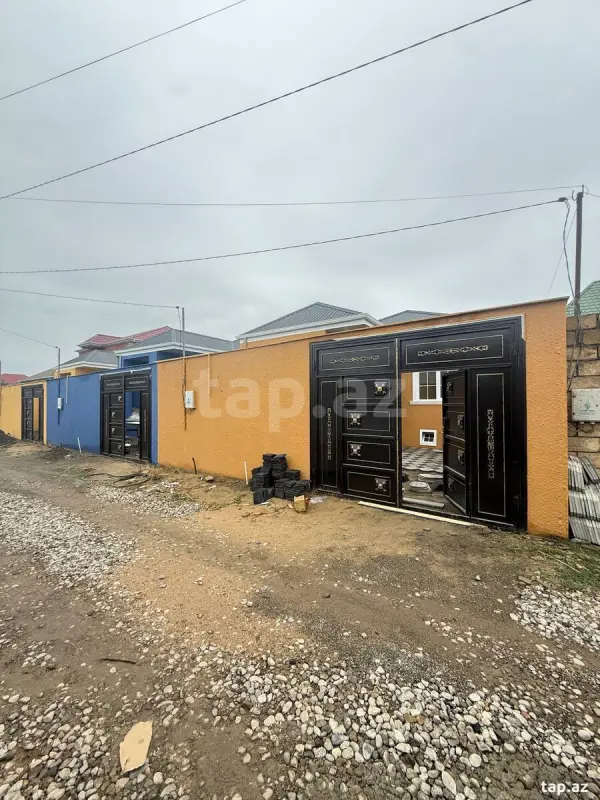 Satılır 3 otaqlı həyət evi 105 m²