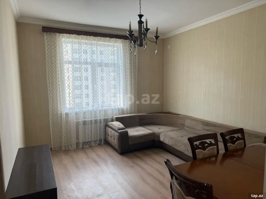 Kirayə verilir 3 otaqlı yeni tikili 80 m²