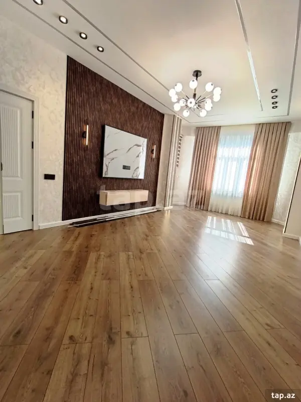 Satılır 2 otaqlı yeni tikili 81 m²