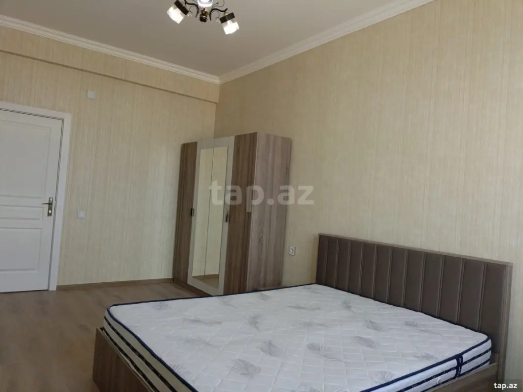 Kirayə verilir 2 otaqlı yeni tikili 72 m²