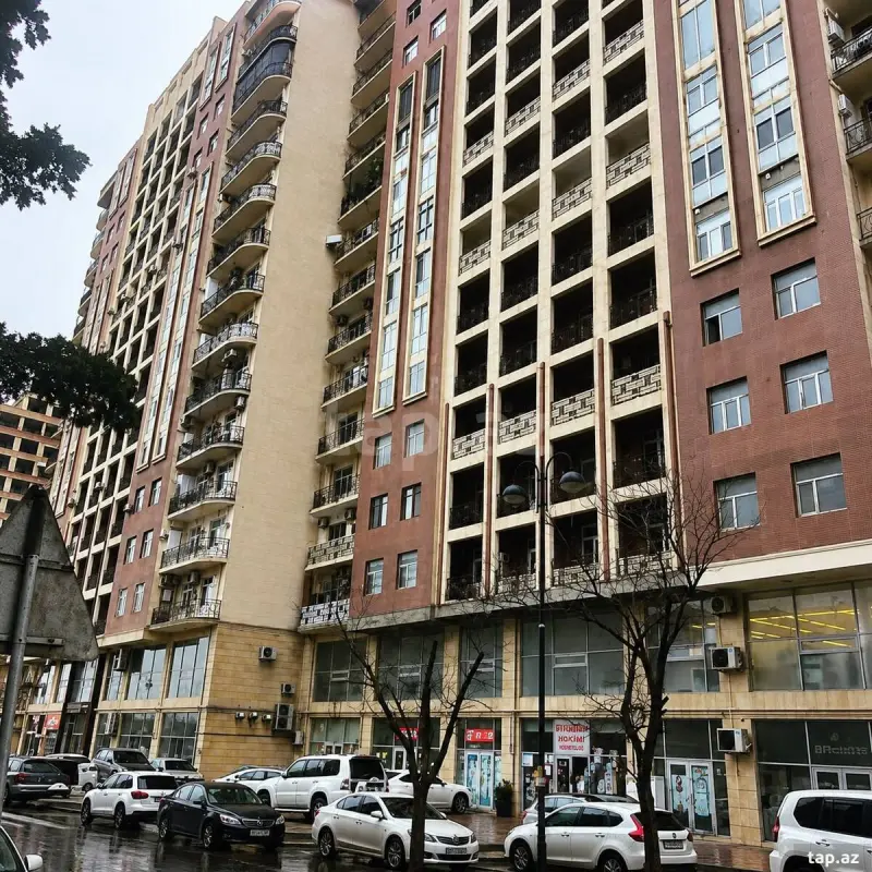 Satılır 2 otaqlı yeni tikili 70 m²