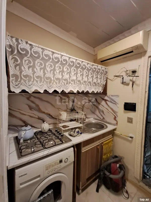 Kirayə verilir 1 otaqlı həyət evi 25 m²