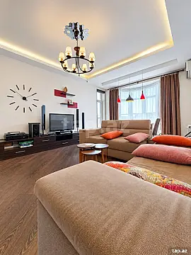 Satılır 3 otaqlı yeni tikili 120 m² — Bakı 3 otaq 120.00 m²
