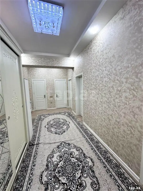 Kirayə verilir 2 otaqlı yeni tikili 85 m²
