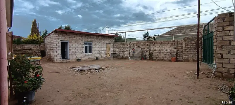 Satılır 7 otaqlı həyət evi 100 m² — Bakı, Buzovna 7 otaq 100.00 m²