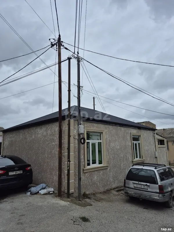 Satılır 4 otaqlı həyət evi 110 m²