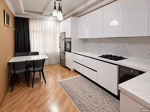 Satılır 3 otaqlı yeni tikili 100 m² — Bakı 3 otaq 100.00 m²
