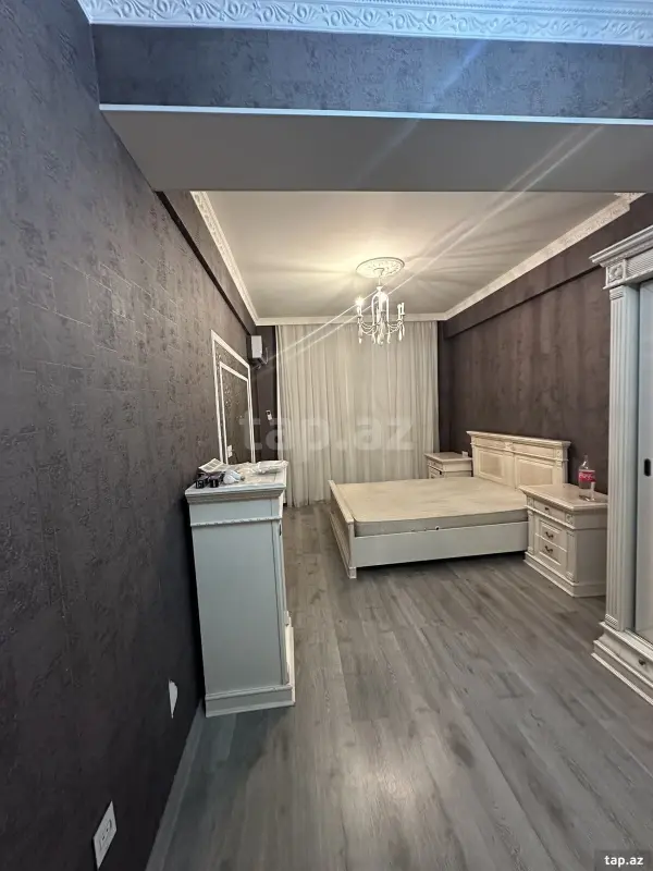 Kirayə verilir 3 otaqlı yeni tikili 100 m²